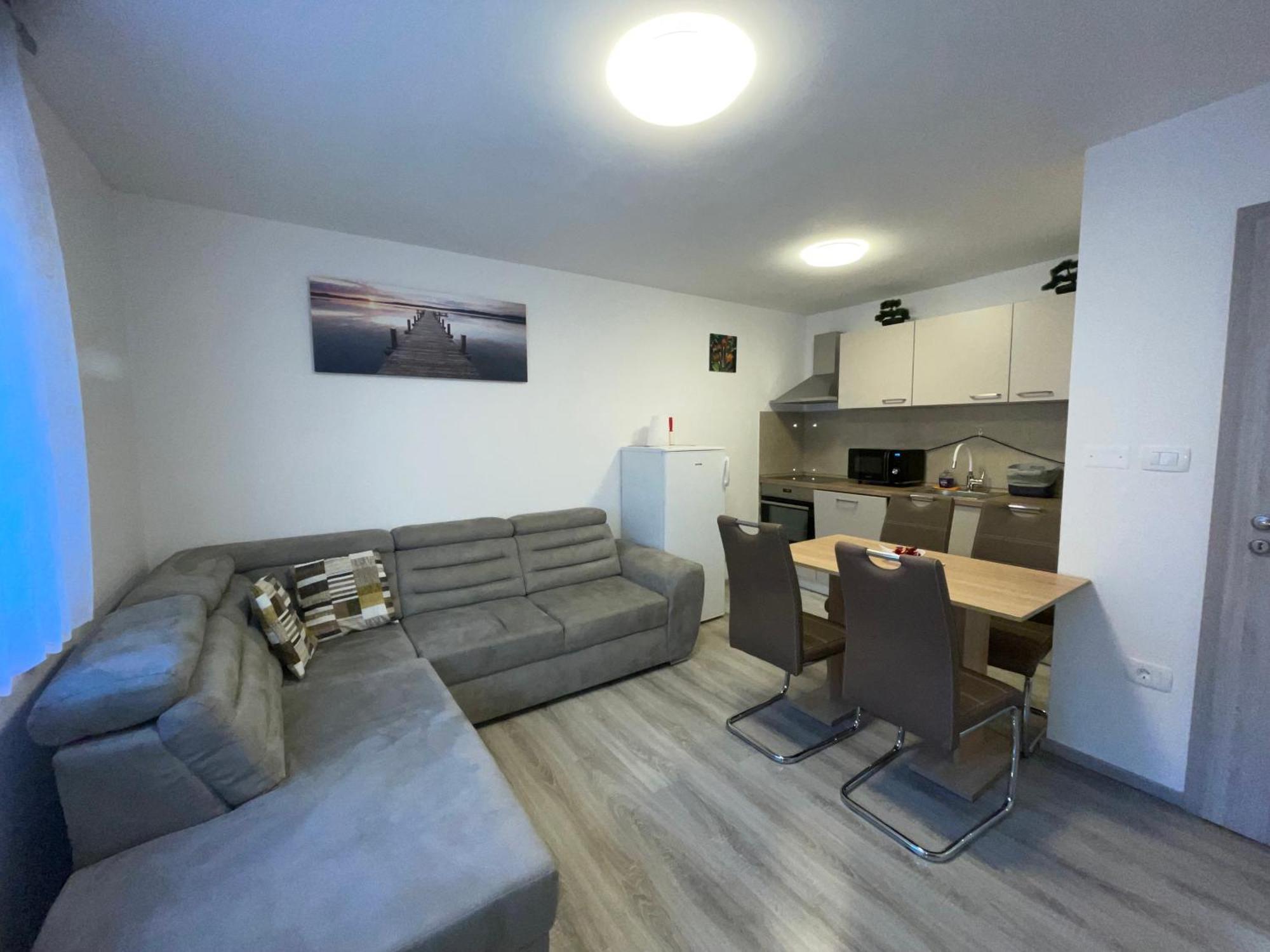 Apartma Dzana Zaga Exterior foto